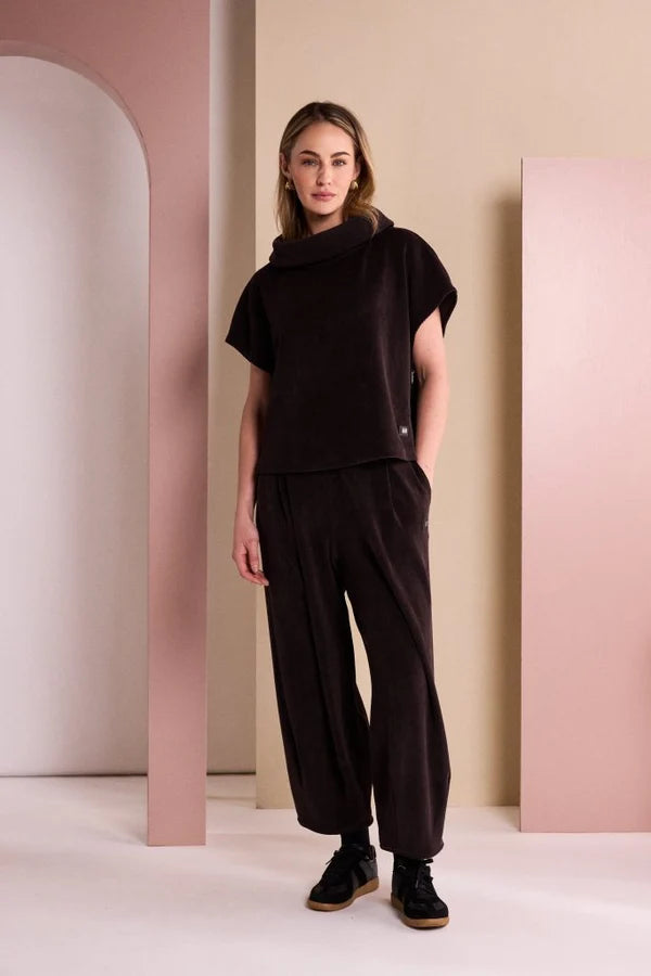 NAYA
CHOKO SOFT CORD TROUSERS - NAW26252