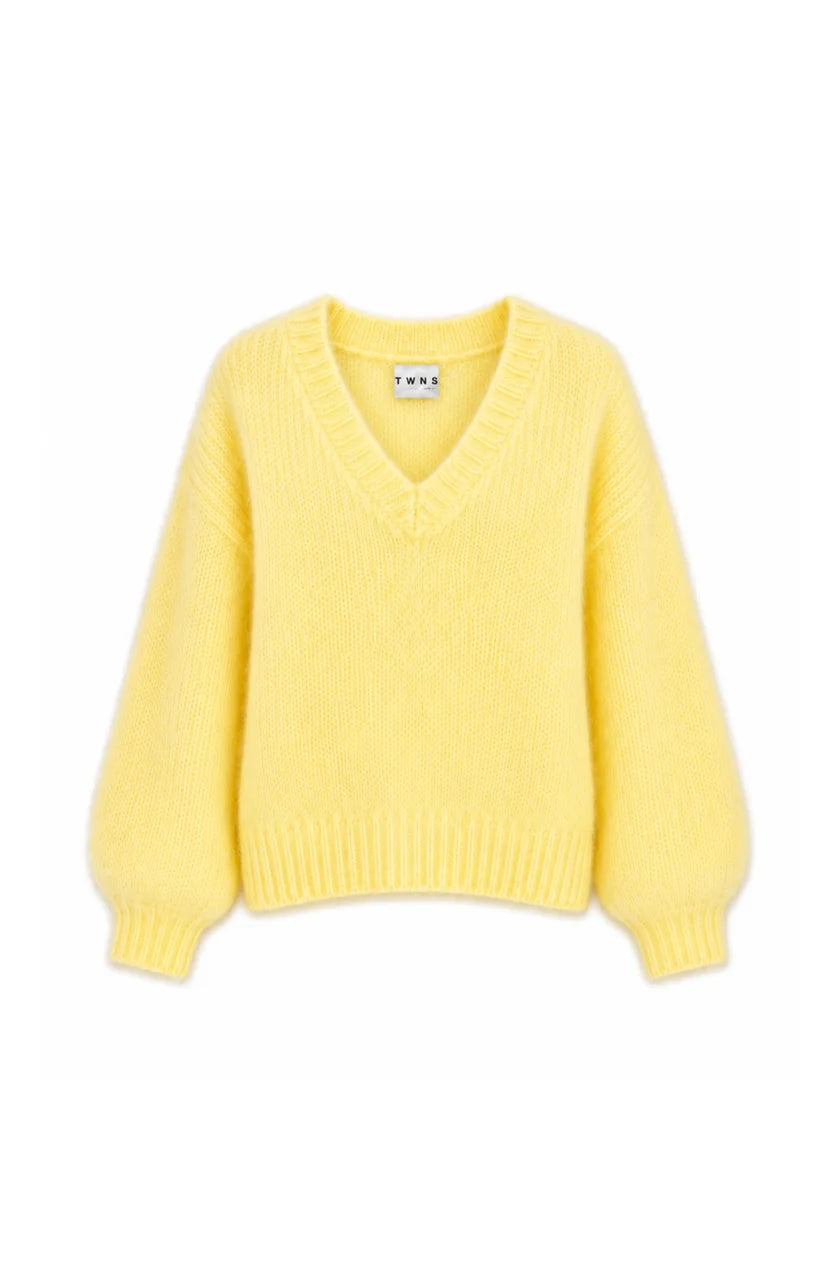 TWNS Anakoni solid long - sleeved v- neck sweater. Sunrise