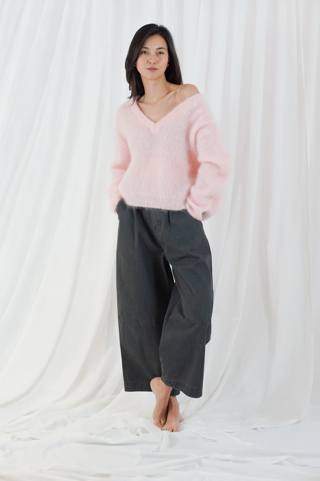 TWNS ANAKONI Solid Long Sleeved V-neck Sweater- Baby Pink