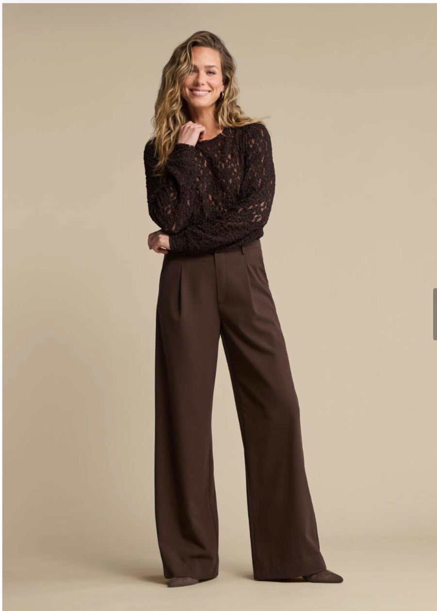 Red Button Top Lace - espresso
