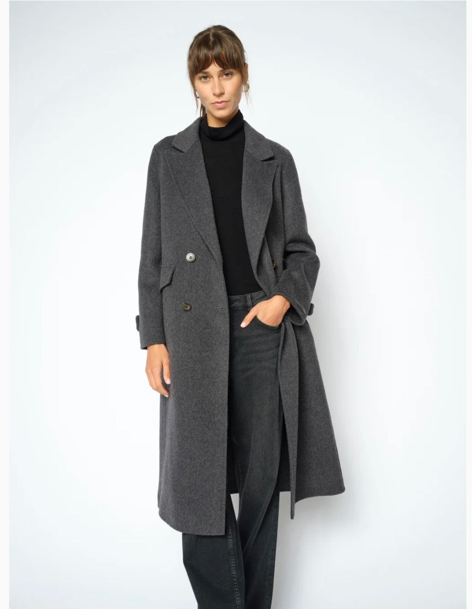 Products – So Chic