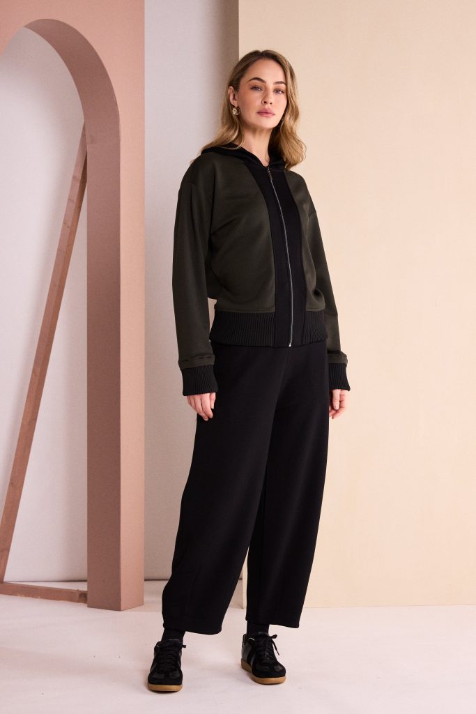 NAYA Baloon Shape Trouser With Darts At Hem - black