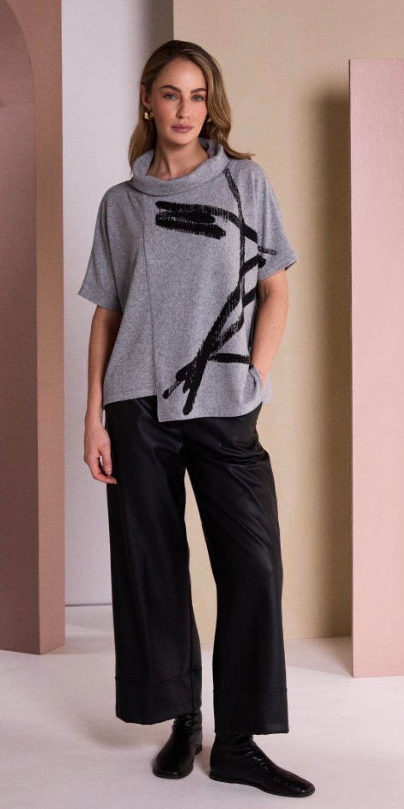 NAYA Brush Stroke Print Square Shape High Neck Top - silver/black