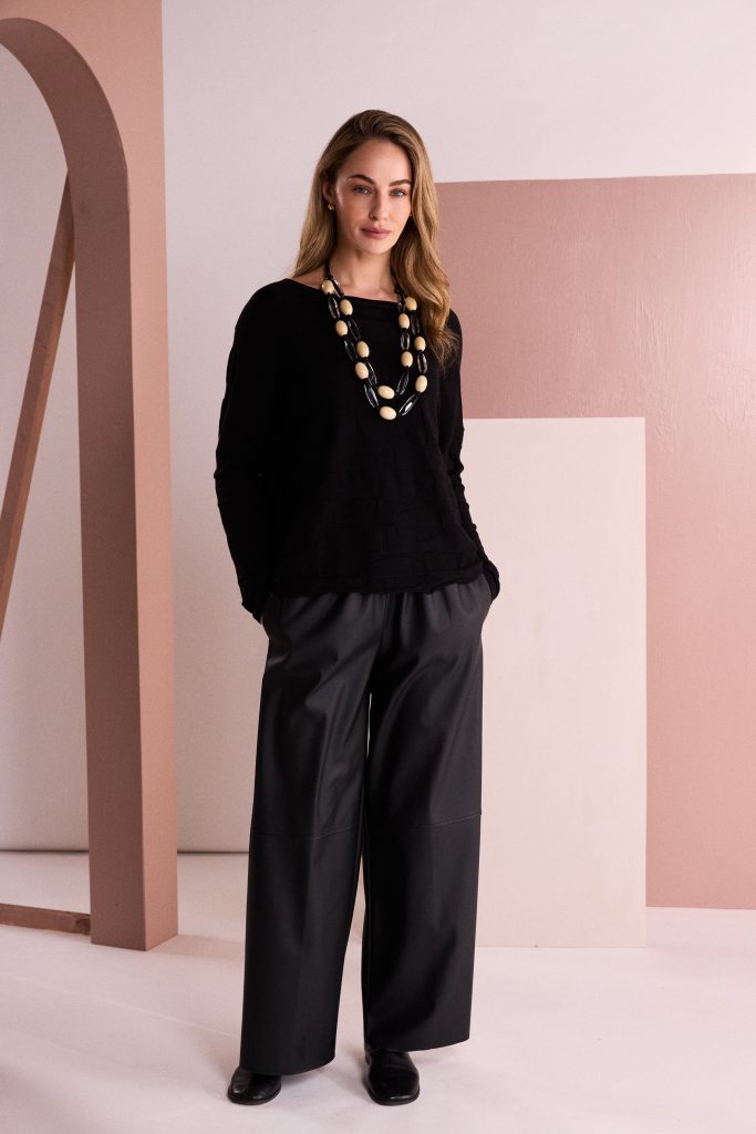 NAYA Pull Up Leatherette Trouser With Leg Seam NAW26295 - black