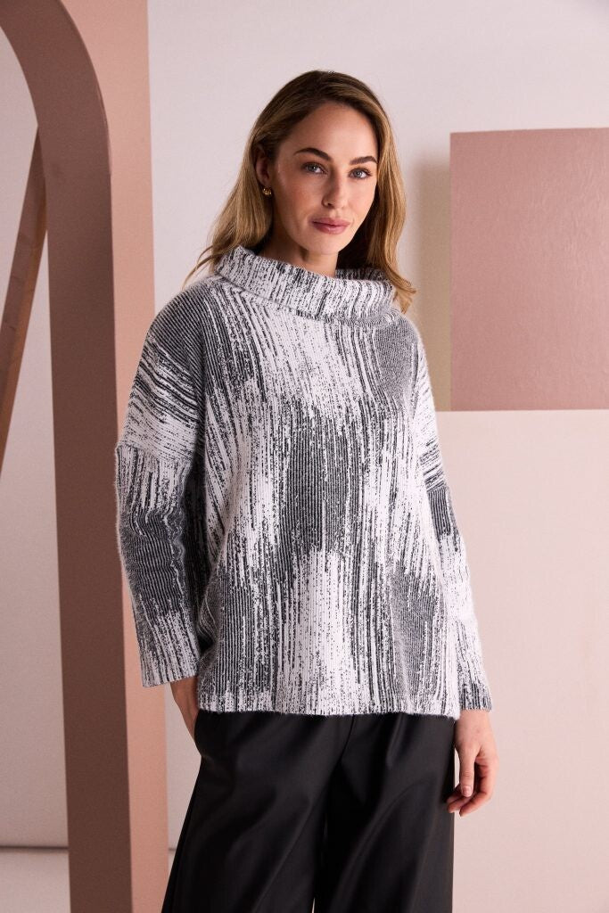 Naya Print Square Shape High Neck Top - off white/black